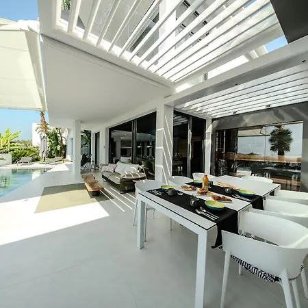 Bonheur 3 Bedrooms, 3 Bathrooms, Pool, Sea View * Cagnes-sur-Mer
