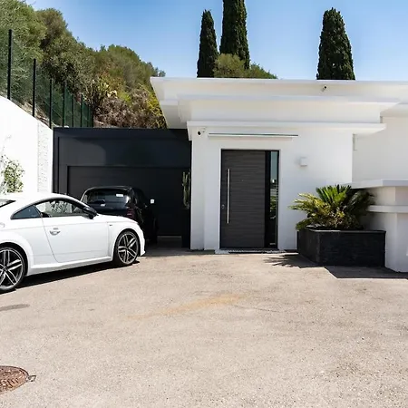 Villa Bonheur 3 Bedrooms, 3 Bathrooms, Pool, Sea View *